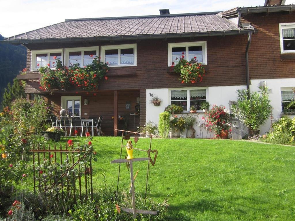 Blons  Ferienwohnung Helma מראה חיצוני תמונה
